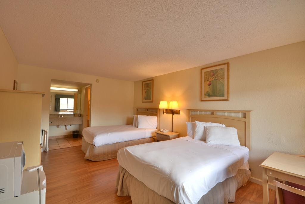 Country Hearth Inn- Кіссіммі Екстер'єр фото