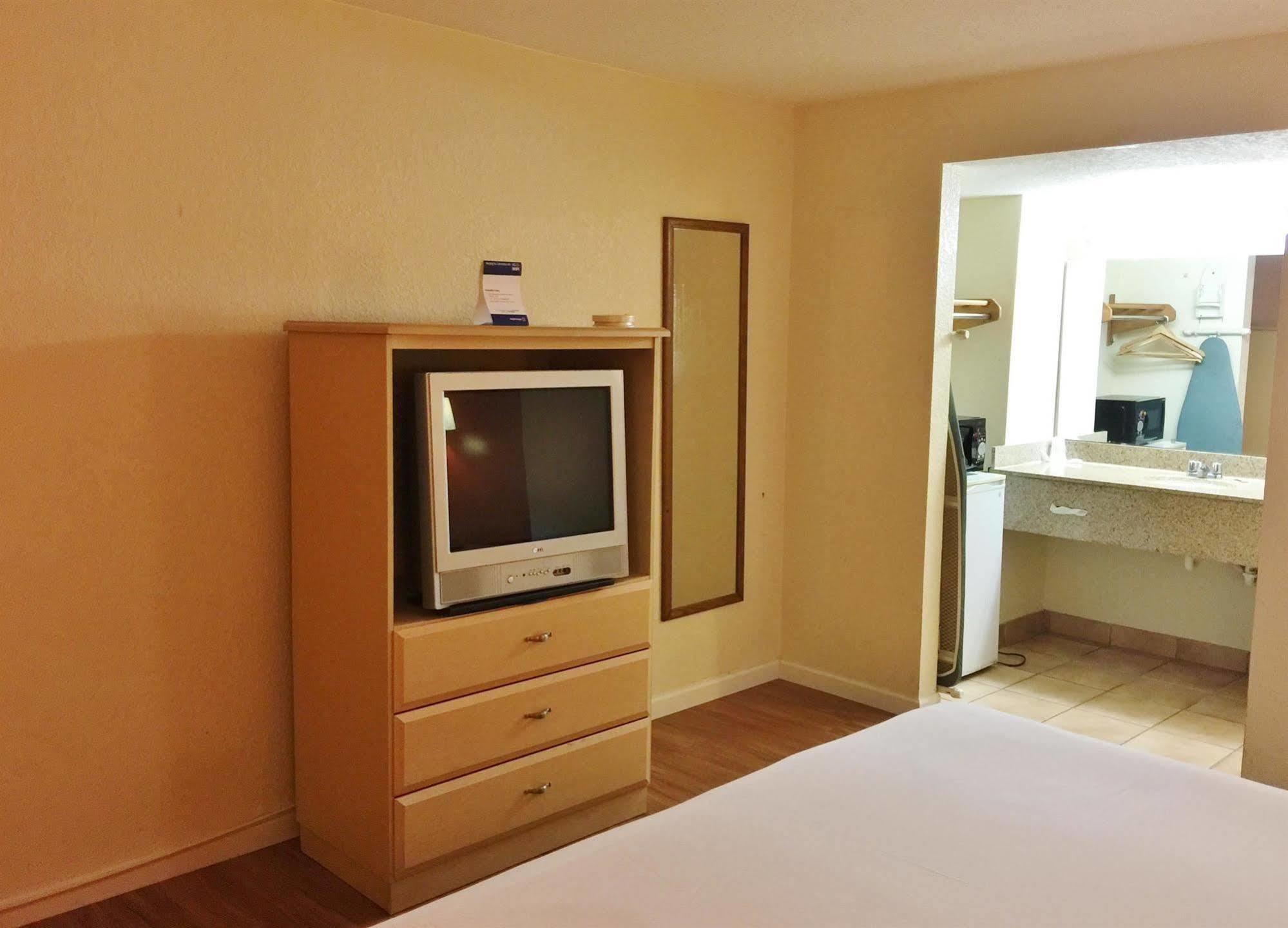 Country Hearth Inn- Кіссіммі Екстер'єр фото