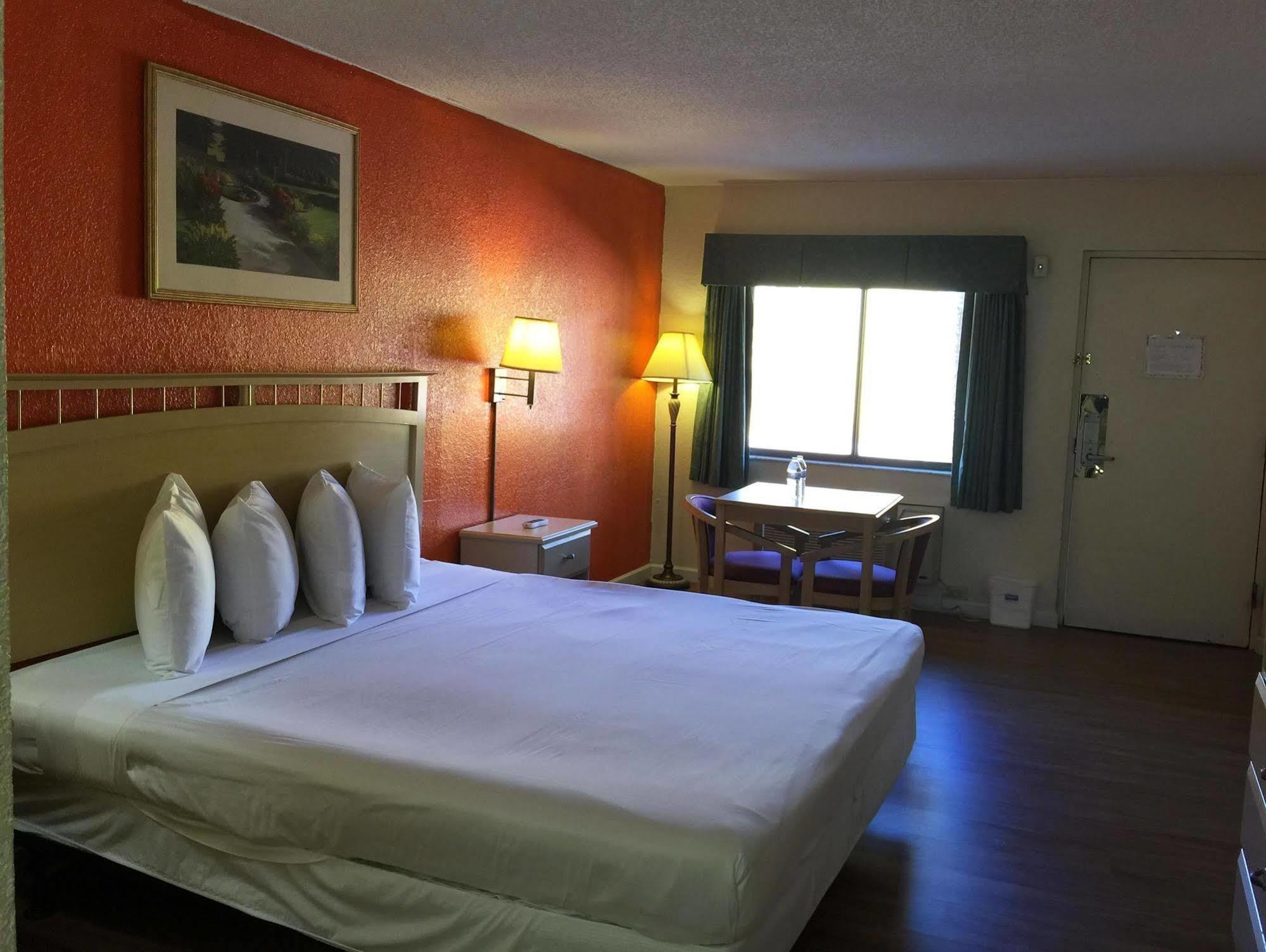 Country Hearth Inn- Кіссіммі Екстер'єр фото