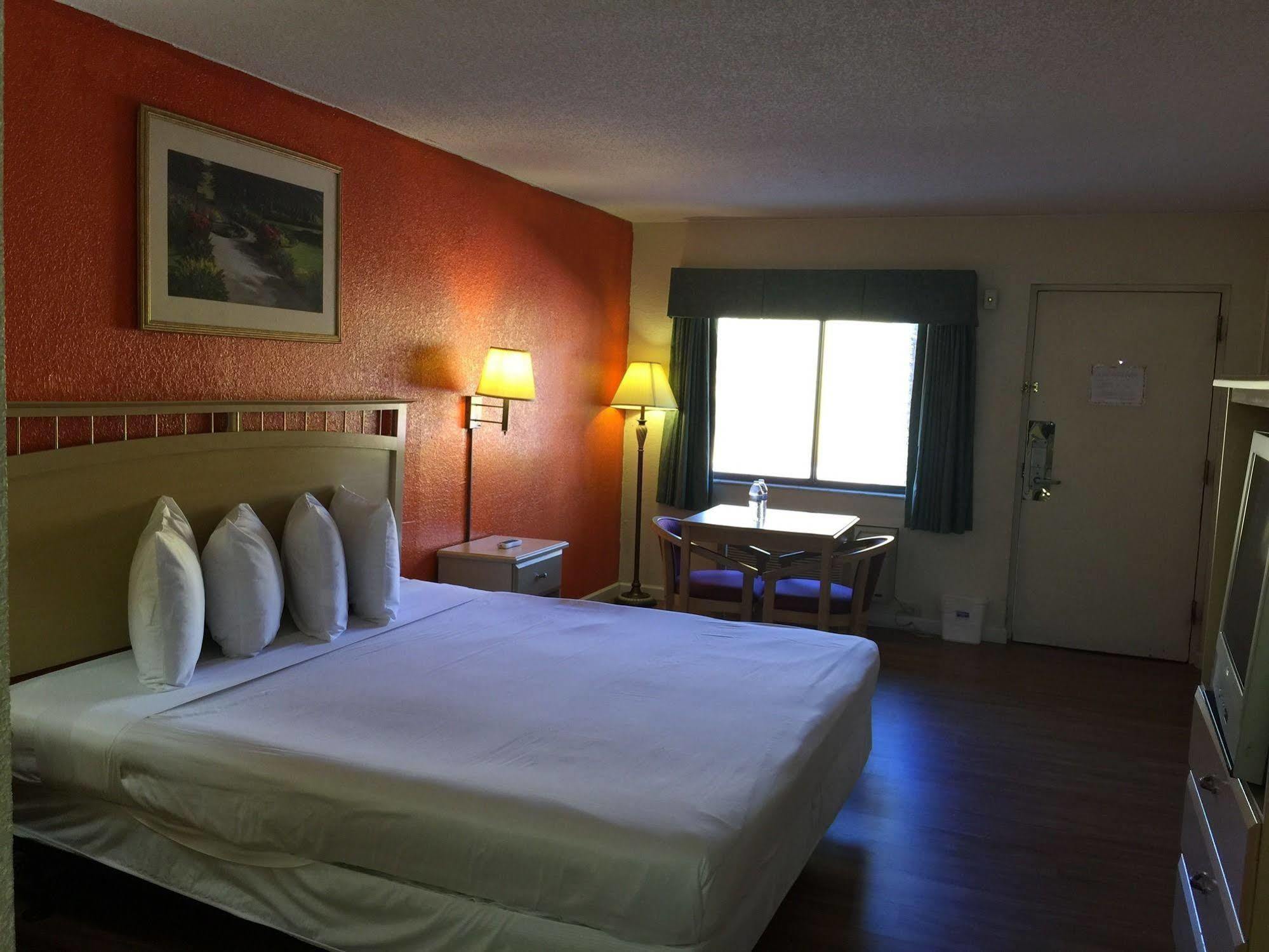 Country Hearth Inn- Кіссіммі Екстер'єр фото